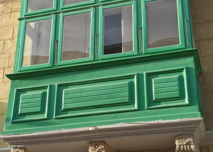 Paddy's Balcony * Hamrun